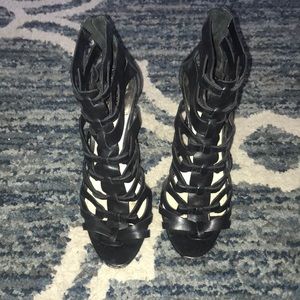 Vince Camuto Leather heels